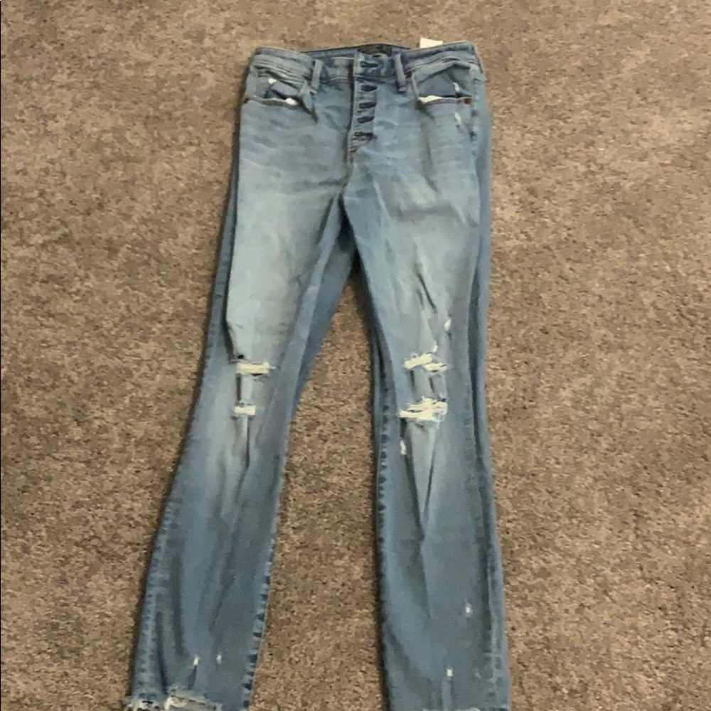 NWOT never worn Abercrombie jeans